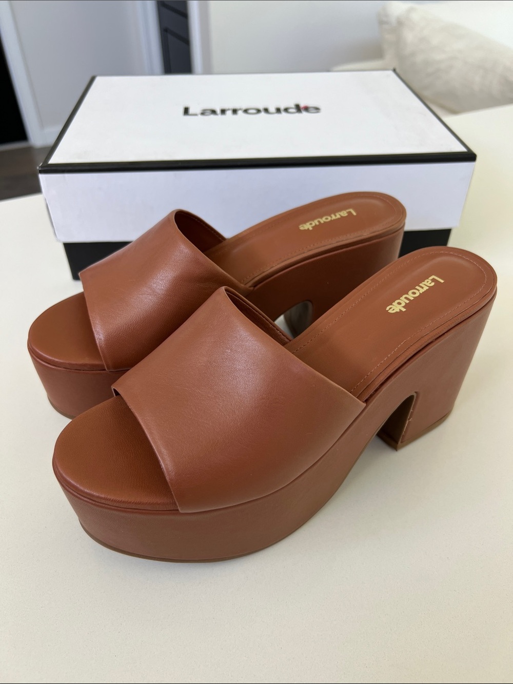 Larroude miso caramel tan brown open toe platform sandals heels 7